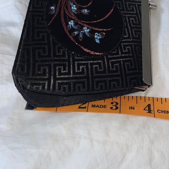 Rachel Clutch - Picture 5 of 5